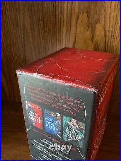 A Court of Thorns and Roses Box Set by Sarah Maas (2017)