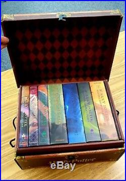 Brand New Harry Potter Hardcover Box Set Volume 1-7 in Chest with Stickers RARE