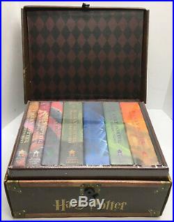 Harry Potter Hardcover Box Set, 7 volumes, Lockable Chest Excellent