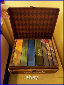 Harry Potter Hardcover Boxed Trunk Set Books 1 7, Excellent Condition
