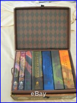 Rare Harry Potter Hardcover Trunk Box Set Vol 1-7 10/16/2007 from Borders L/New